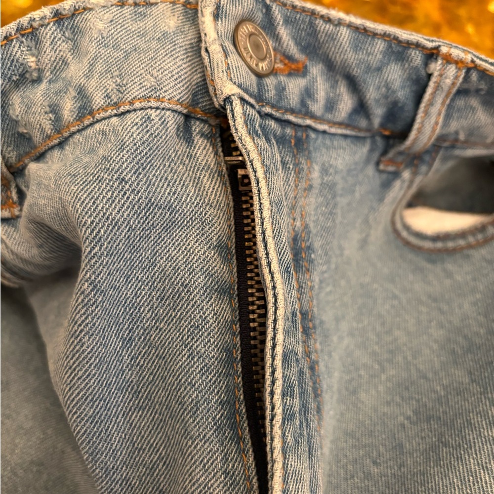 Modern jeans. - Picture 8 of 9